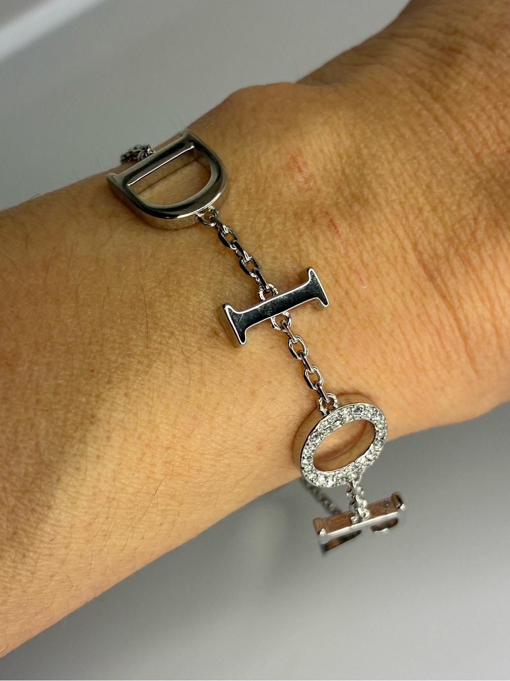 Vintage Silver Letter-Link Bracelet with Pavé 'O' Accent